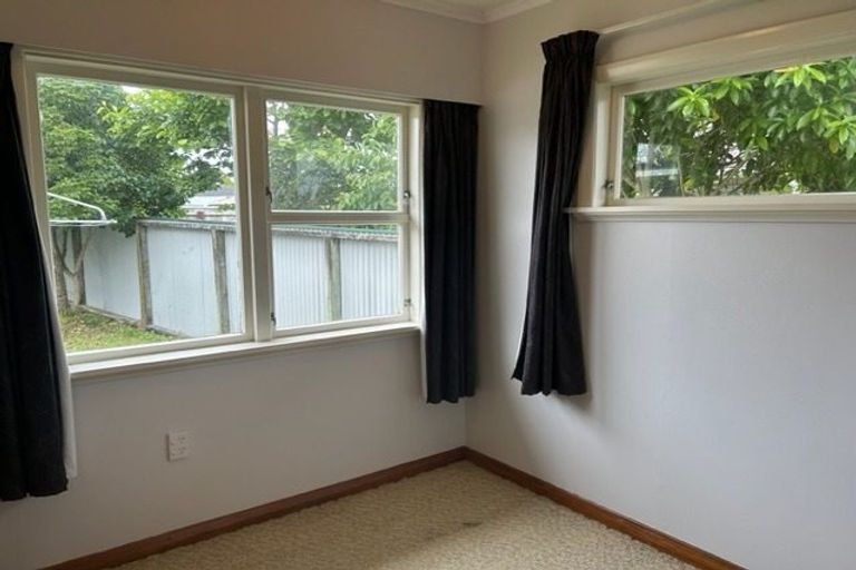 Photo of property in 11 Dittmer Street, Otaki, 5512