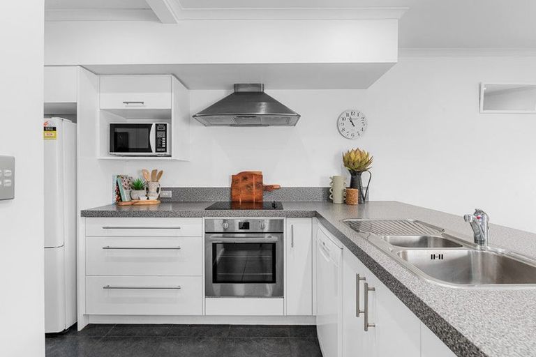 Photo of property in 1b Charlemont Street, Whitiora, Hamilton, 3200