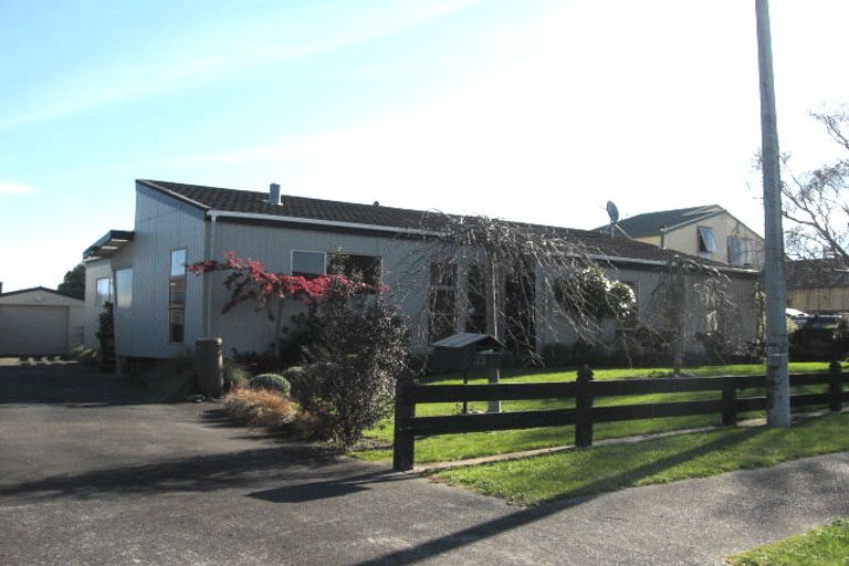 Photo of property in 31 Exeter Crescent, Springvale, Whanganui, 4501