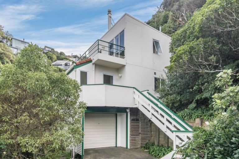 Photo of property in 41a Onslow Road, Khandallah, Wellington, 6035