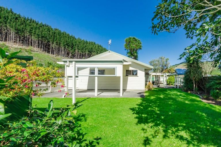 Photo of property in 81 Elizabeth Street, Waikanae, 5036