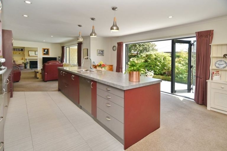 Photo of property in 14 Havana Gardens, Shirley, Christchurch, 8052