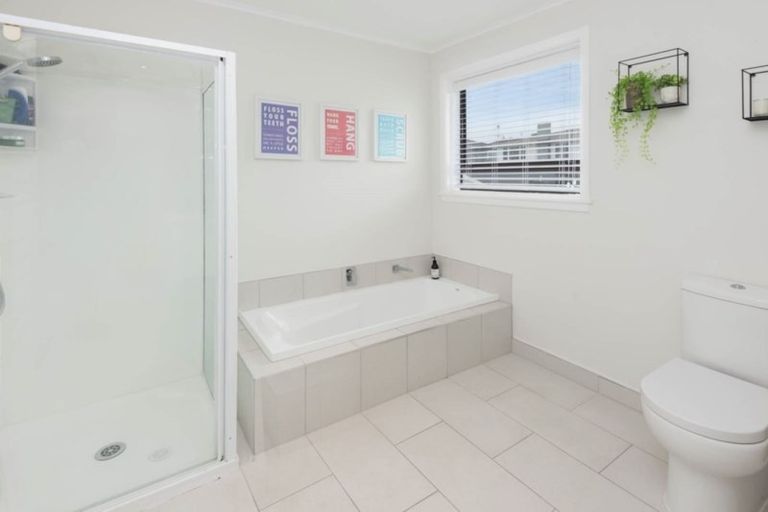 Photo of property in 1/21 Union Road, Howick, Auckland, 2014