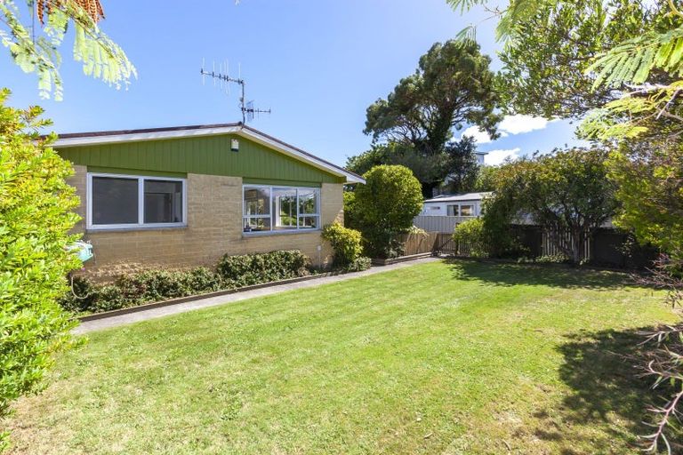 Photo of property in 6-6a Nola Avenue, Raumati Beach, Paraparaumu, 5032