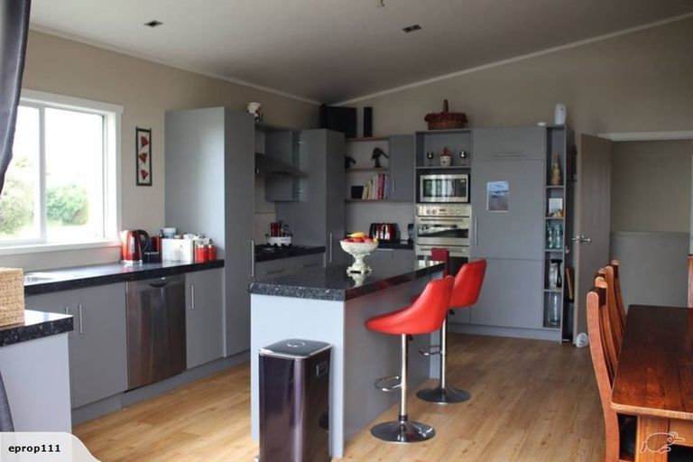 Photo of property in 92a Wharf Road, Clarks Beach, Pukekohe, 2679