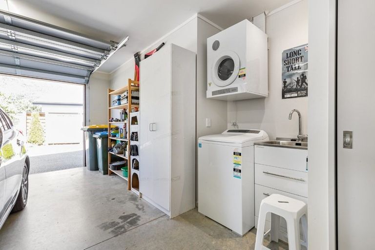 Photo of property in 4 Evening Star Road, Arthurs Point, Queenstown, 9371