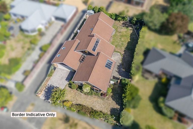 Photo of property in 9 Elmtree Close, Parklands, Christchurch, 8083