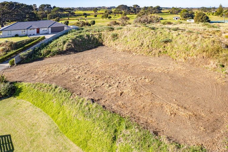 Photo of property in 39 Golf Vue Place, Castlecliff, Wanganui, 4501