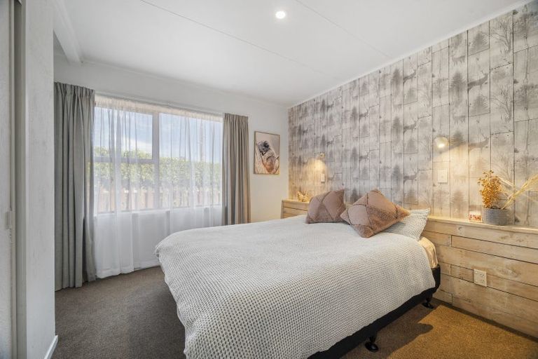 Photo of property in 21 Carter Drive, Pomare, Rotorua, 3015