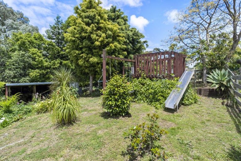 Photo of property in 32 Cemetery Road, Waiuku, 2123