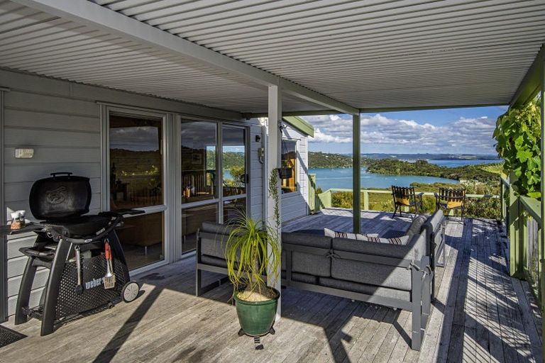 Photo of property in 16 Lichen Grove, Russell, 0272