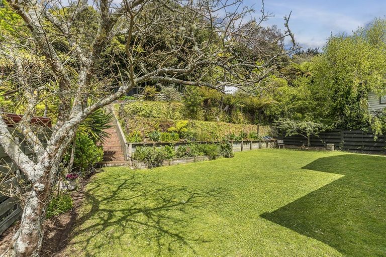 Photo of property in 20 Balliol Drive, Tawa, Wellington, 5028