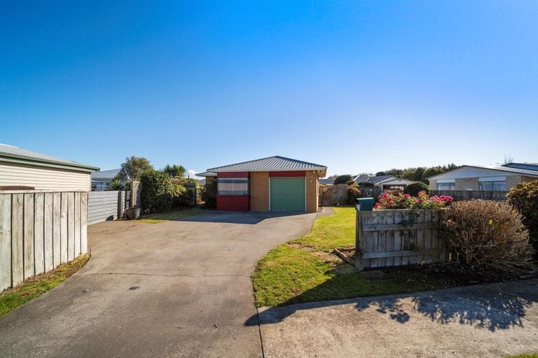 Photo of property in 1 Albert Street, Hawera, 4610