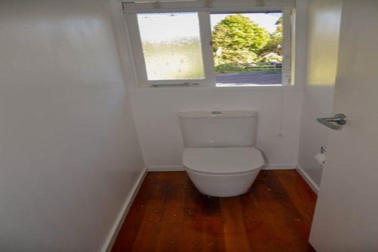 Photo of property in 246 Lonely Track Road, Dairy Flat, 0632