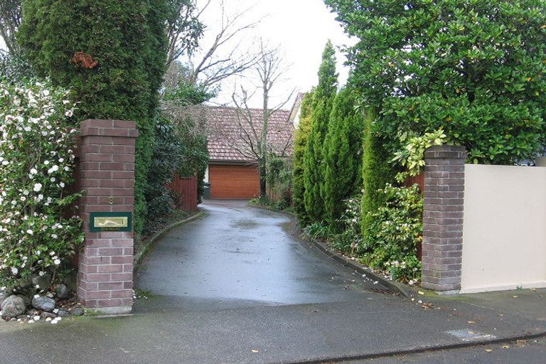 Photo of property in 9 Caccia Birch Lane, Hokowhitu, Palmerston North, 4410