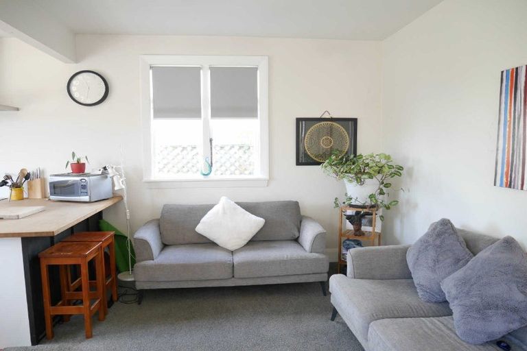 Photo of property in 16 Allard Street, Edgeware, Christchurch, 8013