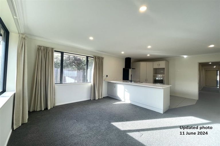 Photo of property in 1 James Hight Drive, Halswell, Christchurch, 8025