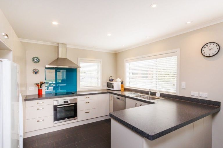 Photo of property in 8 Roots Street West, Feilding, 4702
