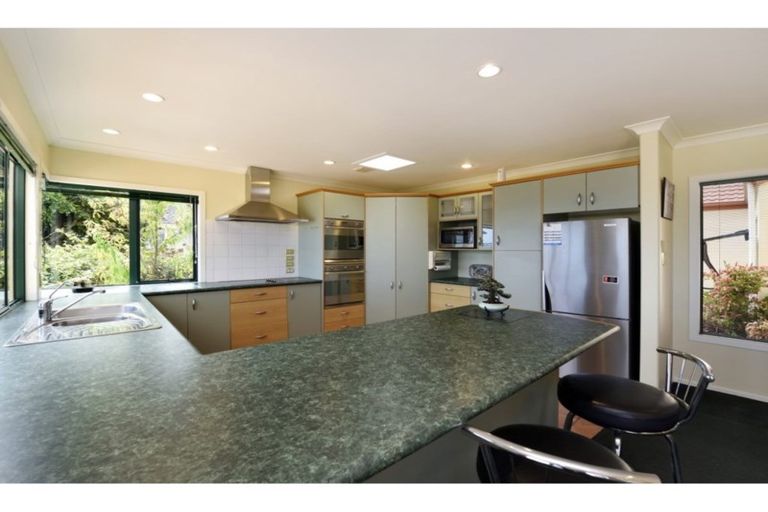 Photo of property in 10 Matuku Place, Atawhai, Nelson, 7010