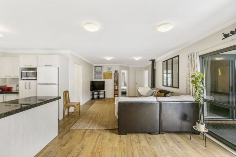 Photo of property in 16 Rosella Drive, Welcome Bay, Tauranga, 3112