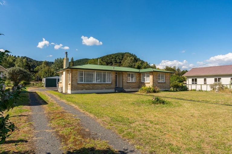 Photo of property in 64 Taupo Road, Taumarunui, 3920
