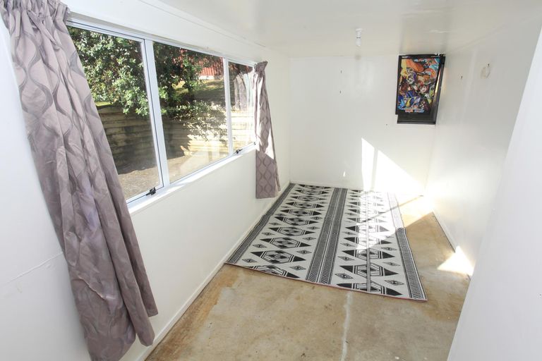 Photo of property in 16b Kaitoke Street, Raglan, 3225