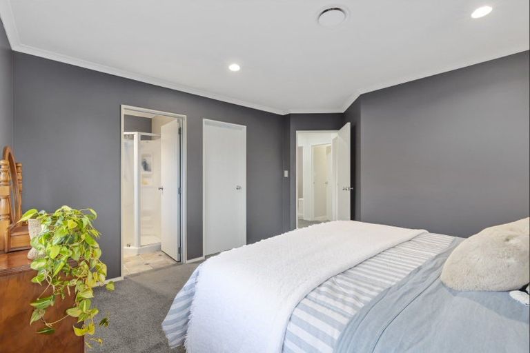 Photo of property in 26 Oaklands Drive, Cambridge, 3434