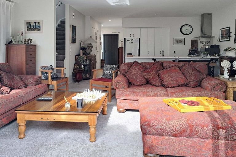 Photo of property in 19 Glen Evans Crescent, Fairfield, Lower Hutt, 5011