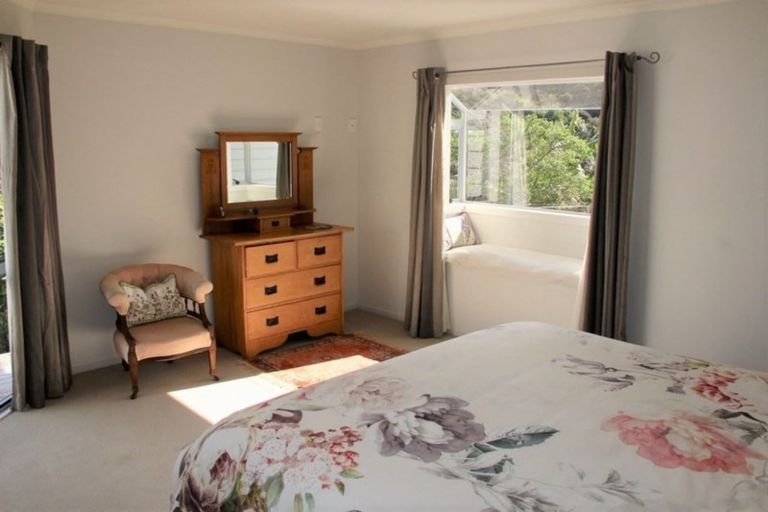 Photo of property in 9 Ohuka Place, Whitianga, 3510