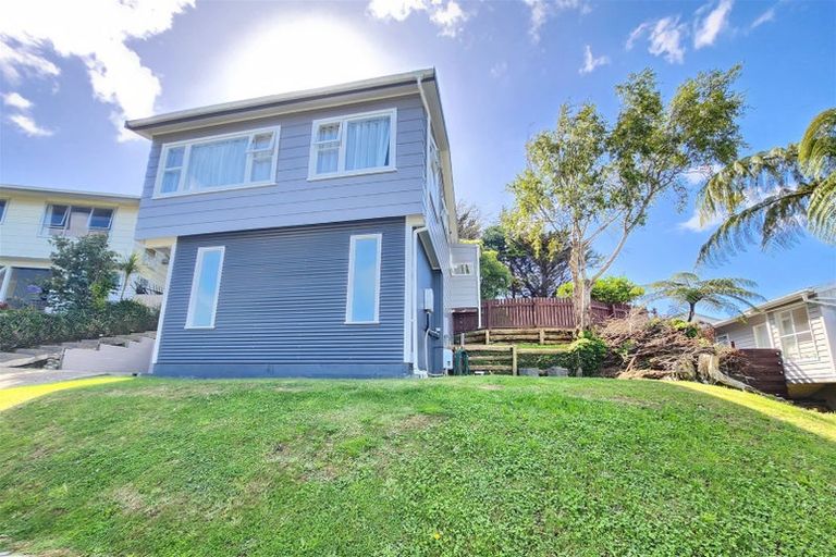 Photo of property in 70 Lord Street, Stokes Valley, Lower Hutt, 5019