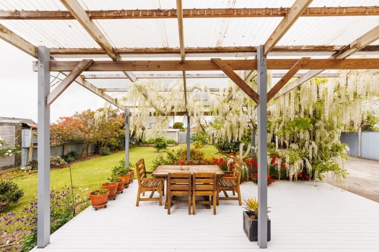 Photo of property in 27 Derby Street, Feilding, 4702