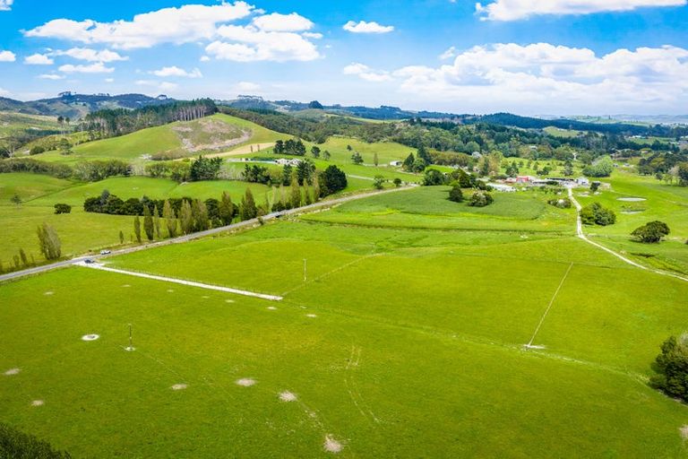 Photo of property in 331 West Coast Road, Makarau, Warkworth, 0981