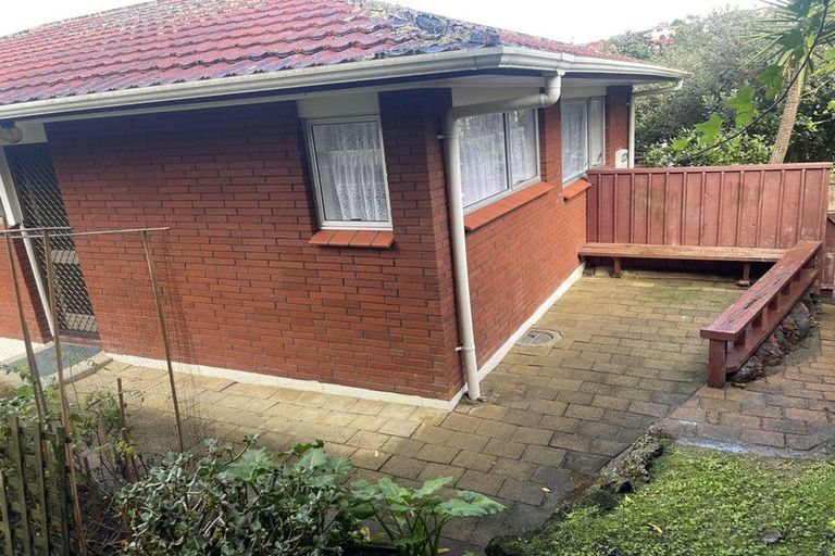 Photo of property in 1/15 Sandiacre Way, Browns Bay, Auckland, 0630