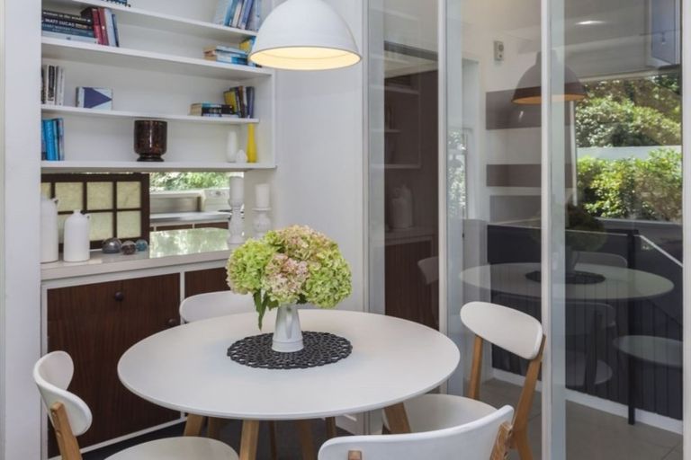 Photo of property in 1/31 Tudor Avenue, Ilam, Christchurch, 8041