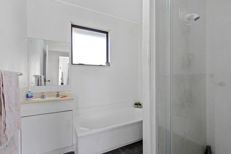 Photo of property in 8 Carew Street, Nawton, Hamilton, 3200