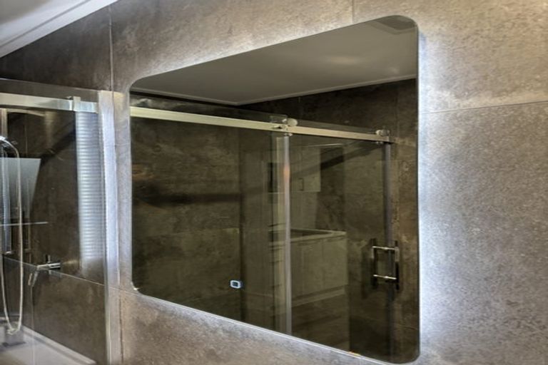 Photo of property in 79 Pemberton Avenue, Bayview, Auckland, 0629