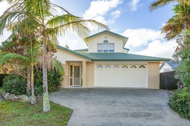 Photo of property in 22 Bermuda Place, One Tree Point, 0118