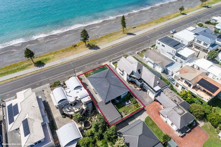 Photo of property in 77 The Esplanade, Westshore, Napier, 4110