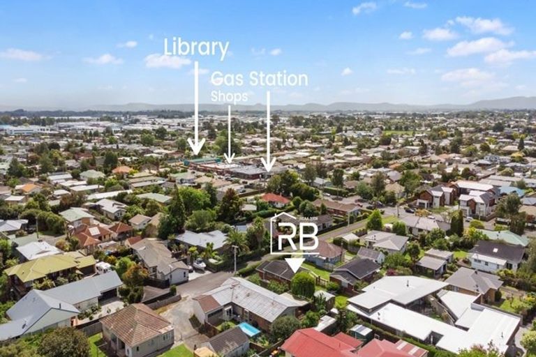 Photo of property in 50c Braid Road, St Andrews, Hamilton, 3200