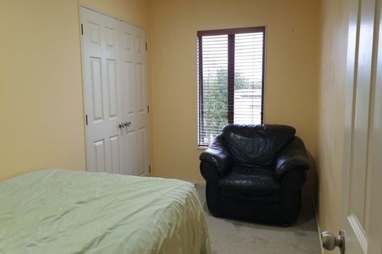 Photo of property in 344 East Coast Road, Sunnynook, Auckland, 0632