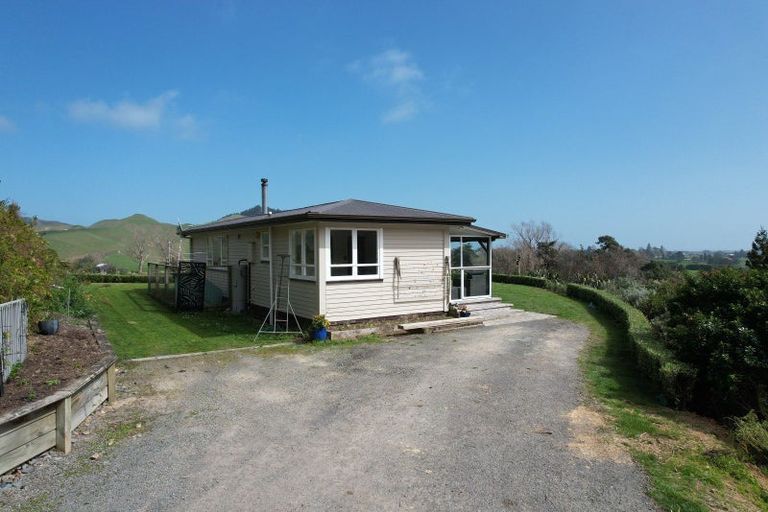 Photo of property in 139 South Manakau Road, Manakau, Otaki, 5583