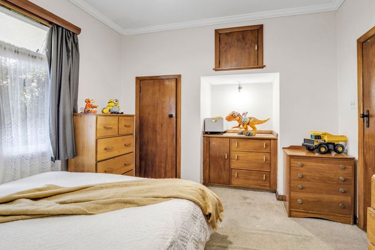 Photo of property in 105 Vogel Street, Roslyn, Palmerston North, 4414