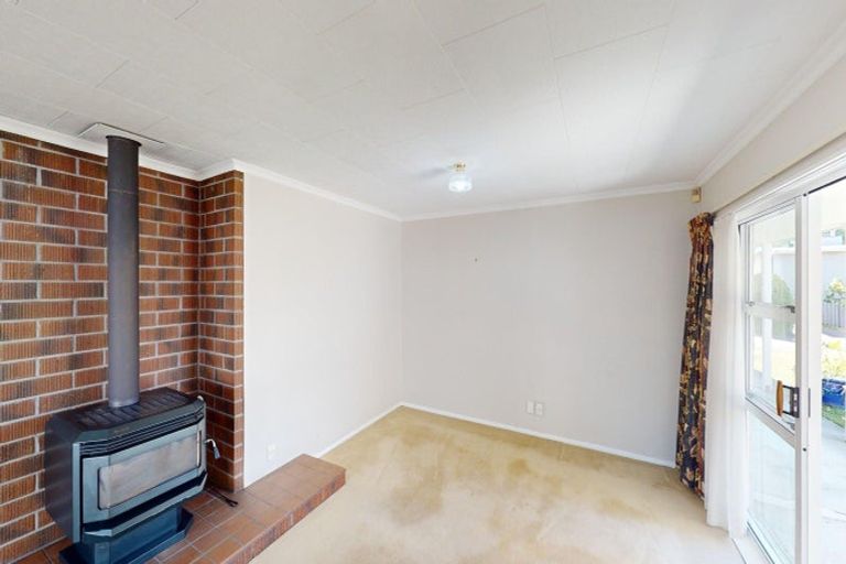 Photo of property in 12b Stuart Street, Levin, 5510