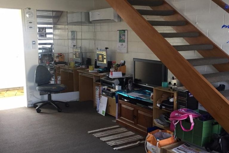 Photo of property in 3d William Booth Grove, Trentham, Upper Hutt, 5018