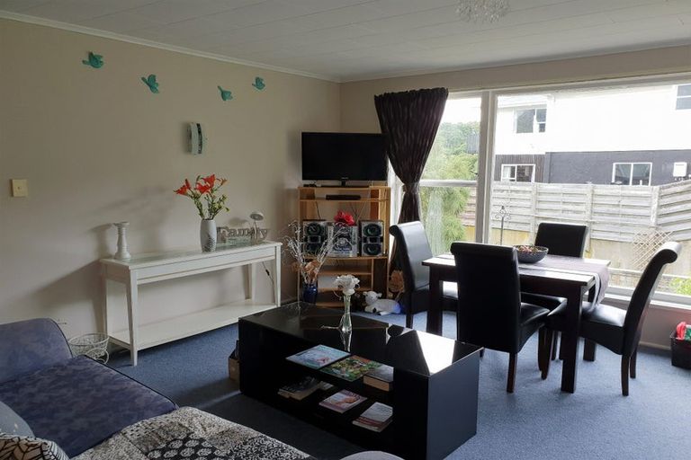 Photo of property in 51b Mana View Road, Paremata, Porirua, 5026