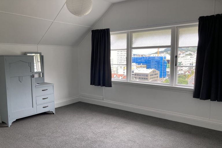 Photo of property in 20 Macdonald Crescent, Te Aro, Wellington, 6011