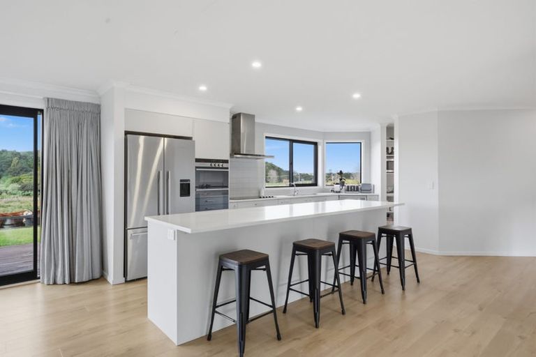 Photo of property in 49 Kanohi Road, Kaukapakapa, 0873