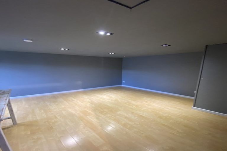 Photo of property in 37 Sparks Road, Hoon Hay, Christchurch, 8025