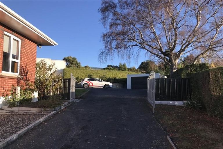 Photo of property in 17 Scotland Terrace, Green Island, Dunedin, 9018