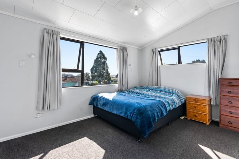 Photo of property in 10 Dillon Drive, Bell Block, New Plymouth, 4312